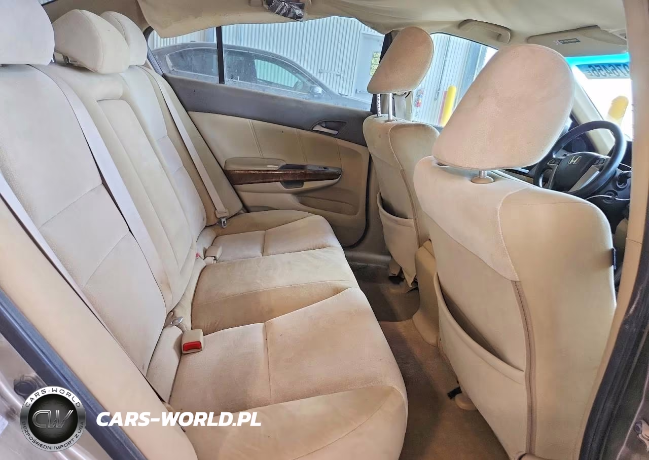 2010 Honda Accord Lxp VIN:1HGCP2F42AA153622 - 10