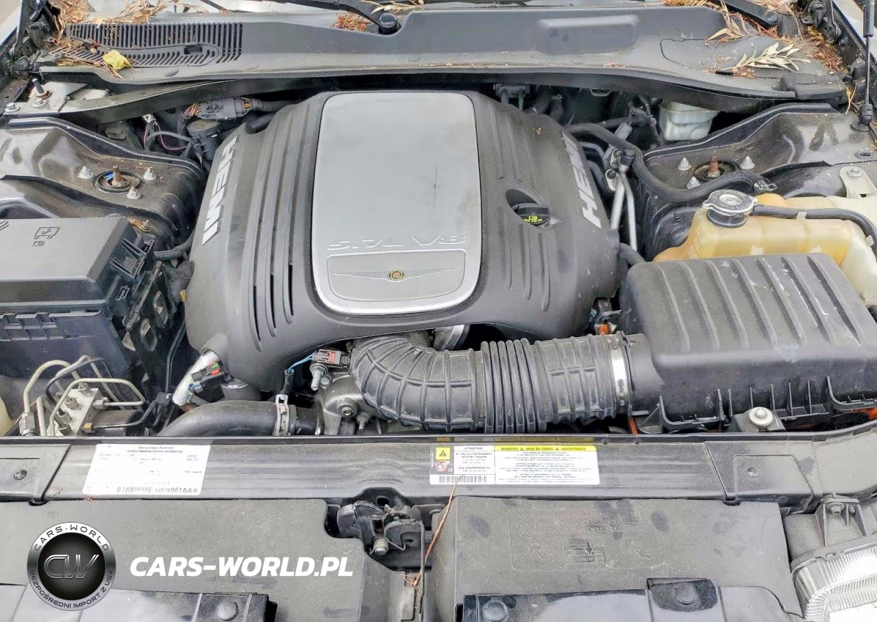 2008 Chrysler 300C VIN:2C3KA63H18H140239 - 11