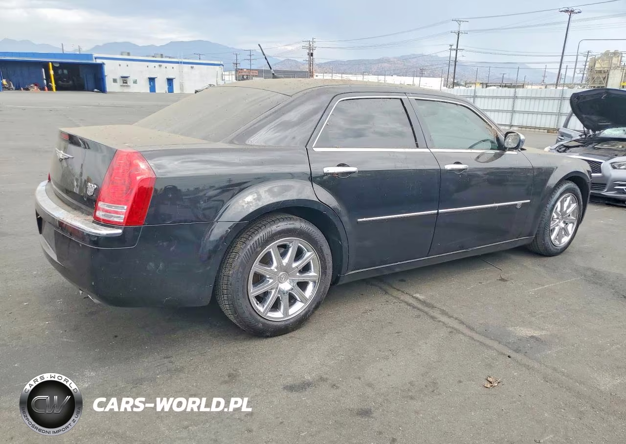 2008 Chrysler 300C VIN:2C3KA63H18H140239 - 3