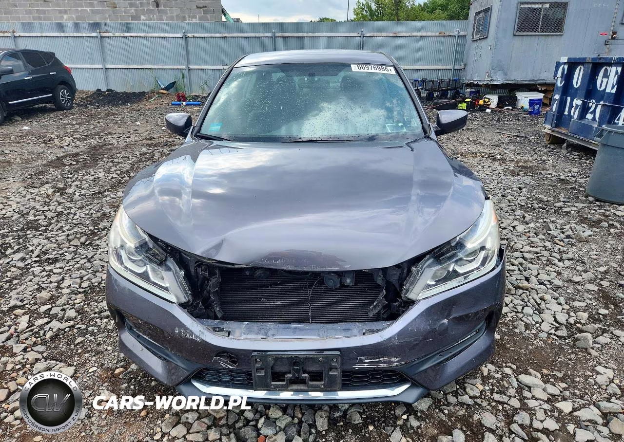 2017 Honda Accord Sport Special Edition VIN:1HGCR2F11HA262406 - 5