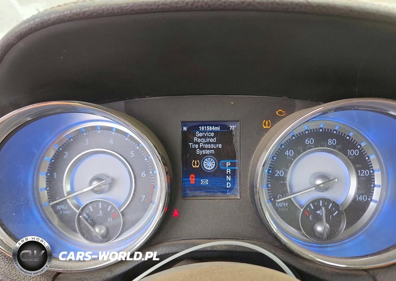 2014 Chrysler 300 VIN:2C3CCAAGXEH228391 - 9