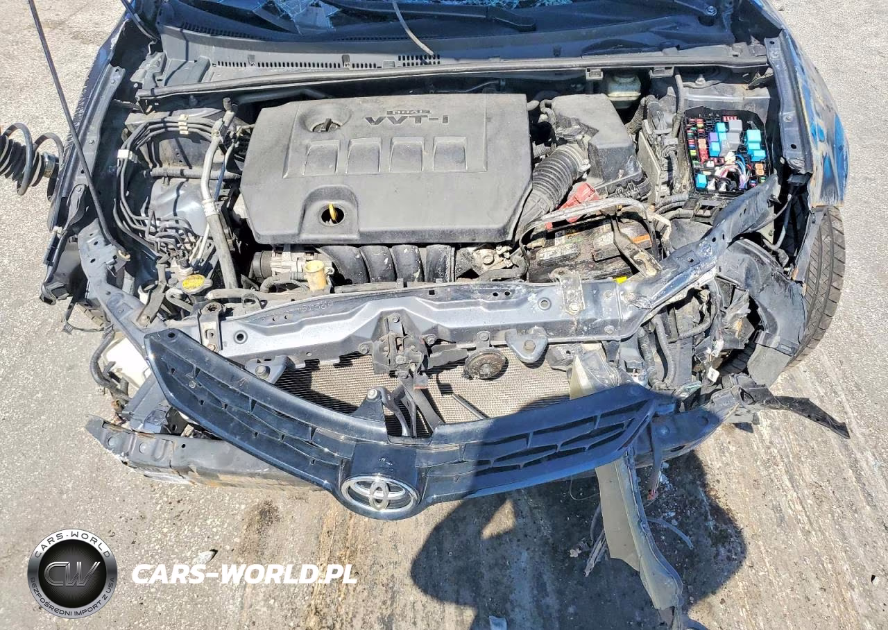2015 Toyota Corolla S Plus VIN:2T1BURHE8FC300921 - 11