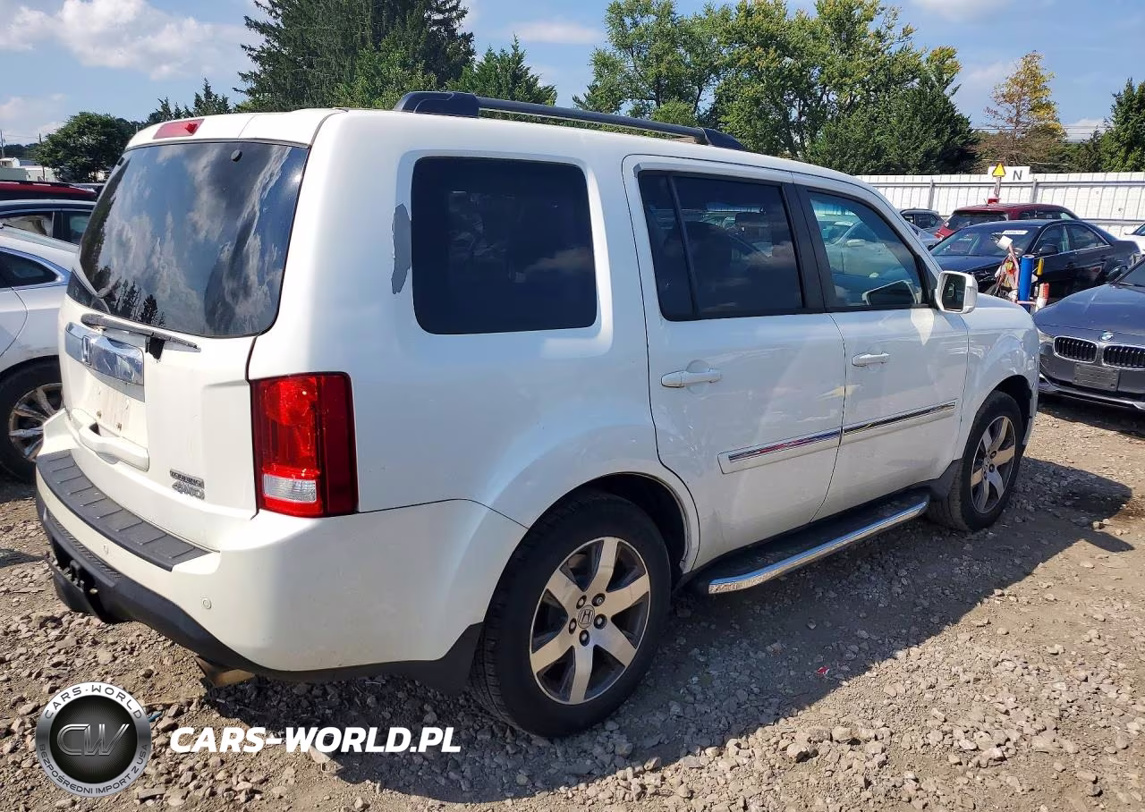 2012 Honda Pilot Touring VIN:5FNYF4H99CB047027 - 3