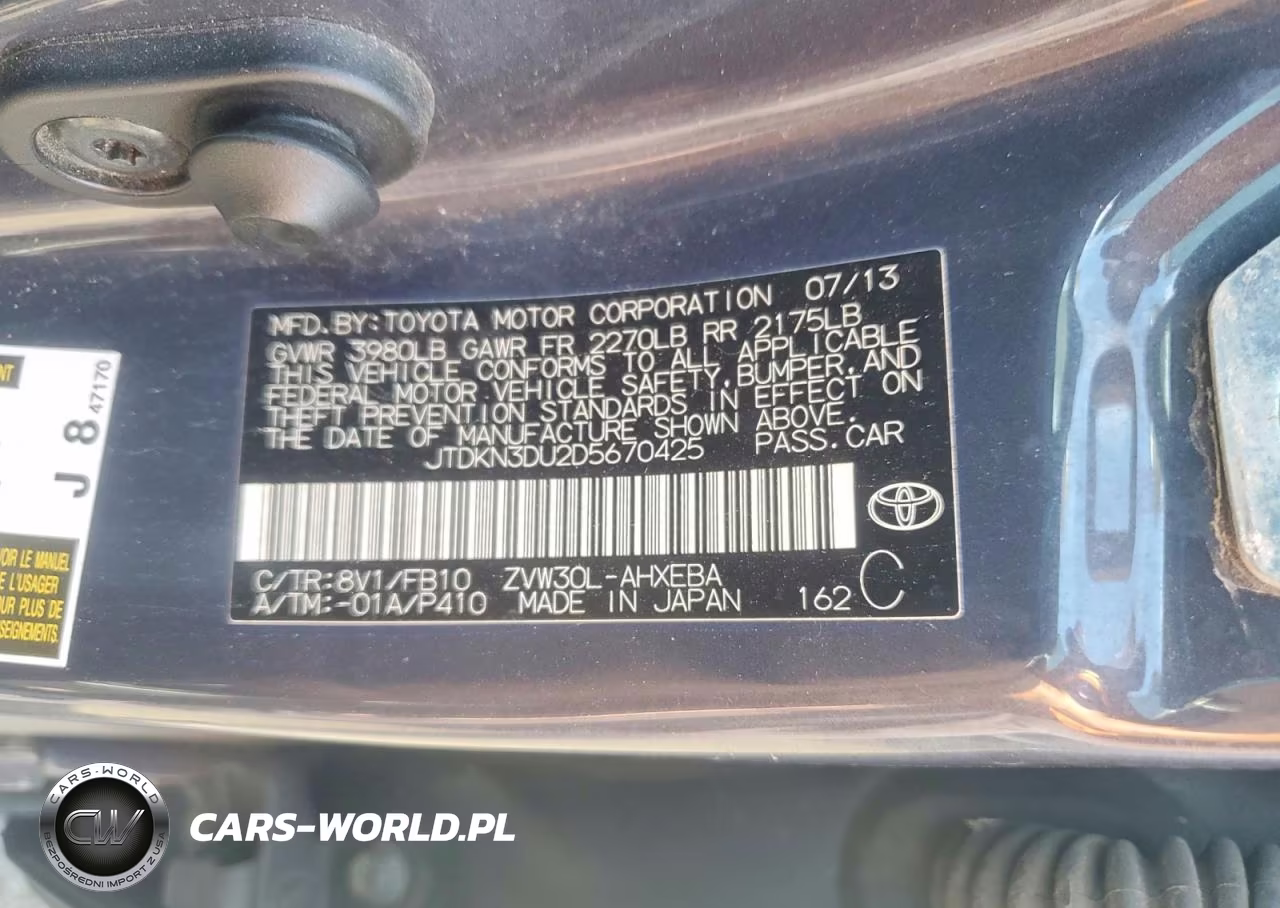 2013 Toyota Prius Two VIN:JTDKN3DU2D5670425 - 12