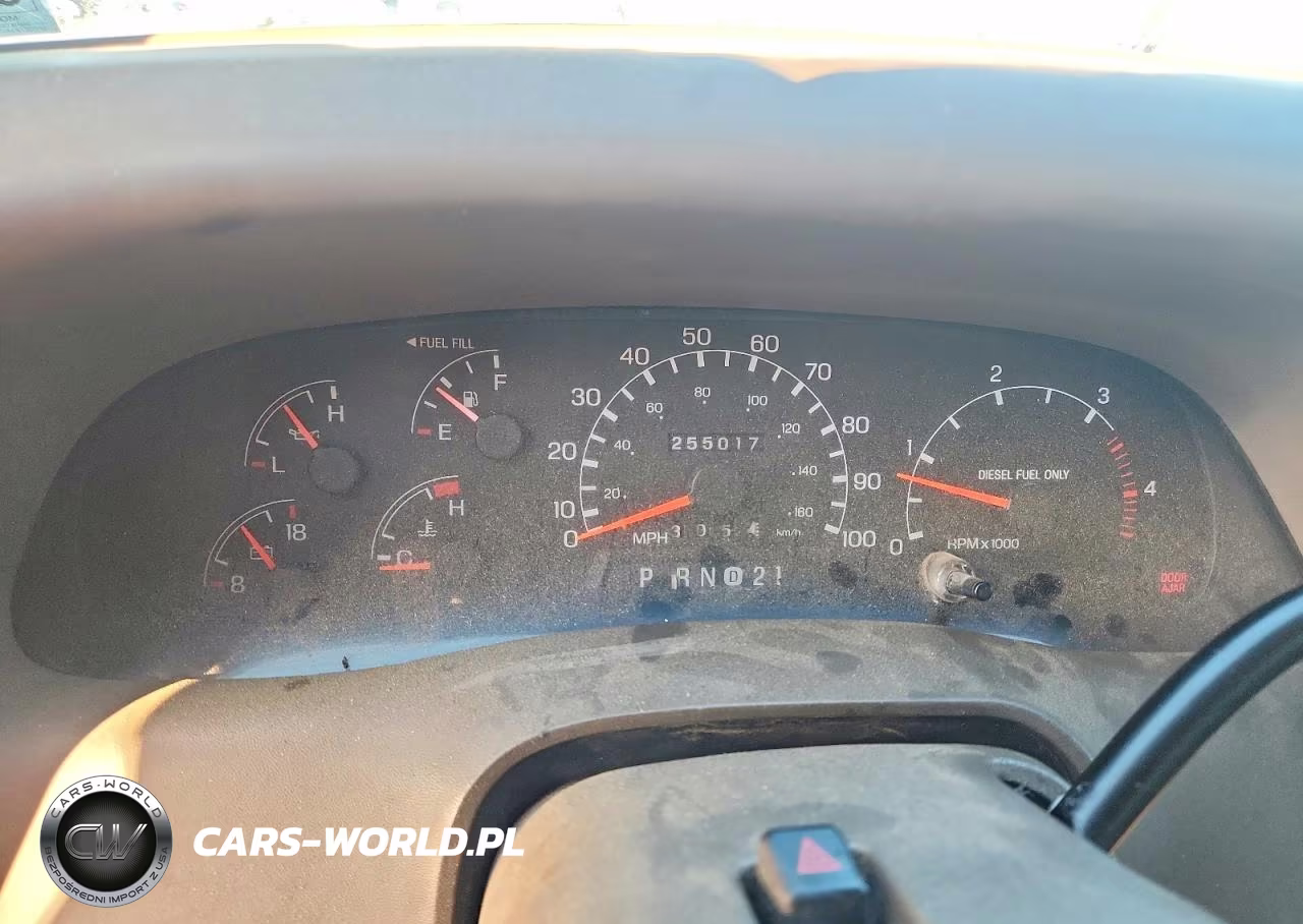 2000 Ford F350 Super Duty VIN:1FTWW32F9YEA07796 - 9