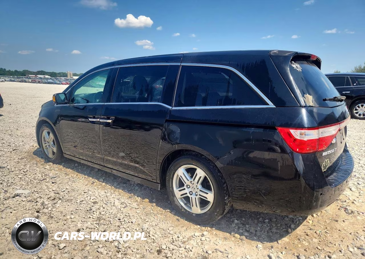 2011 Honda Odyssey Touring VIN:5FNRL5H95BB064506 - 2