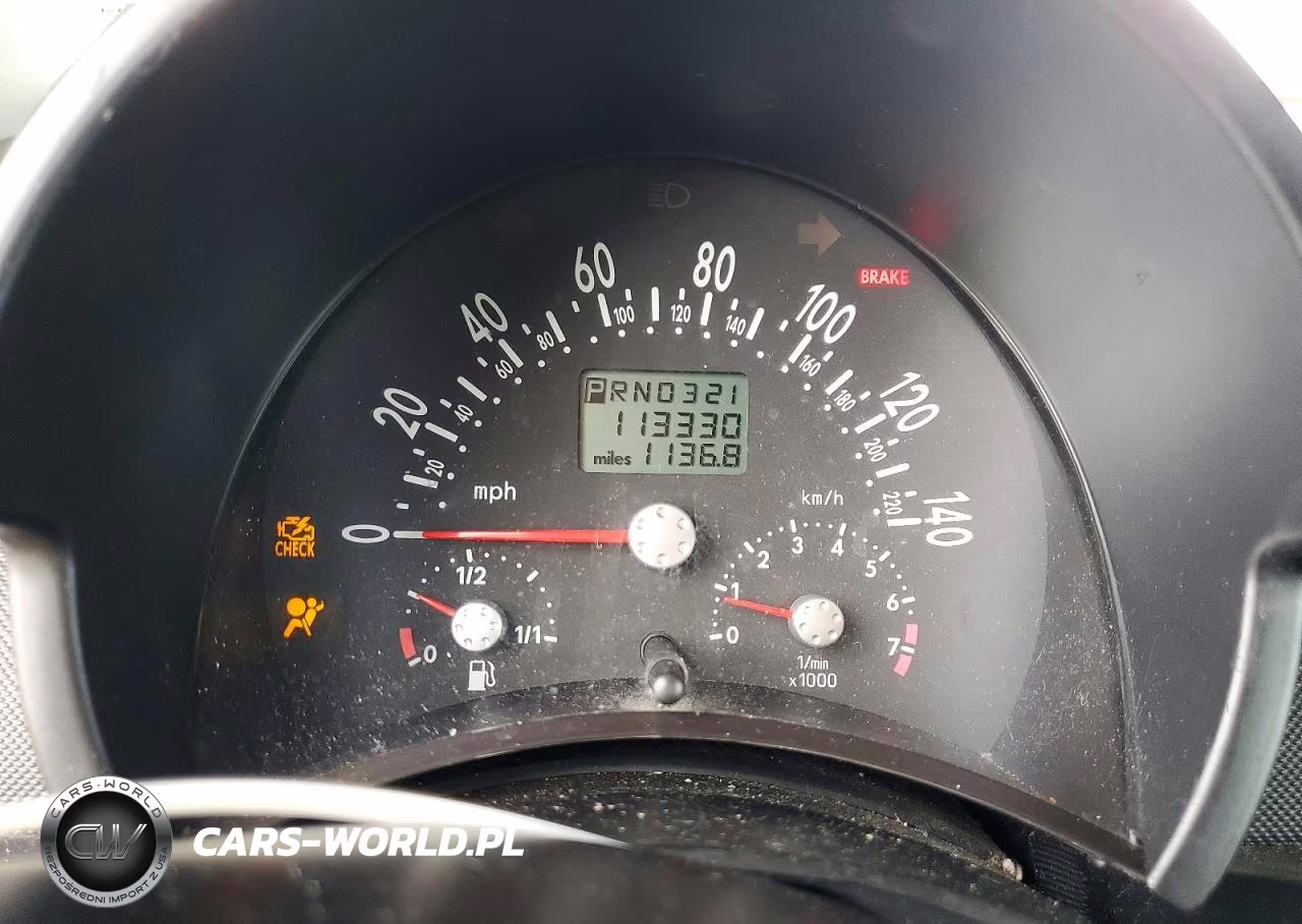 2004 Volkswagen New Beetle Gls VIN:3VWCK31CX4M404439 - 9