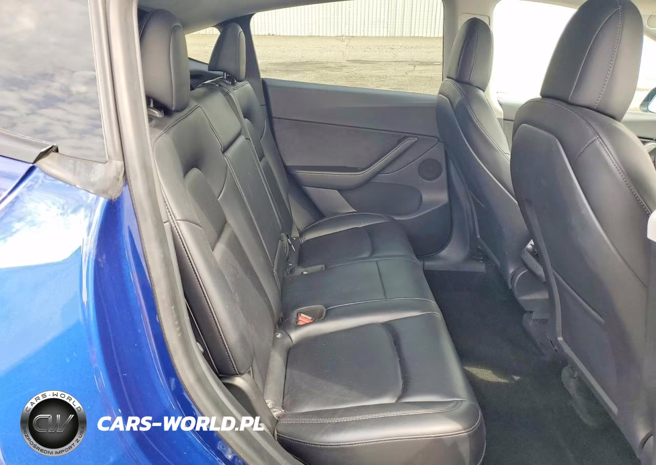 2021 Tesla Model Y VIN:5YJYGDEEXMF241520 - 10