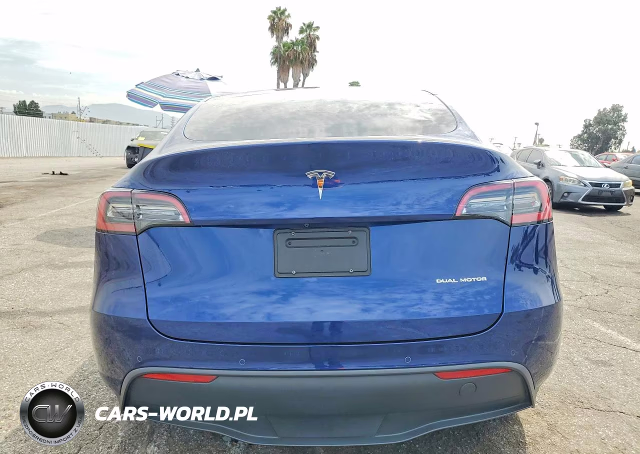 2021 Tesla Model Y VIN:5YJYGDEEXMF241520 - 6