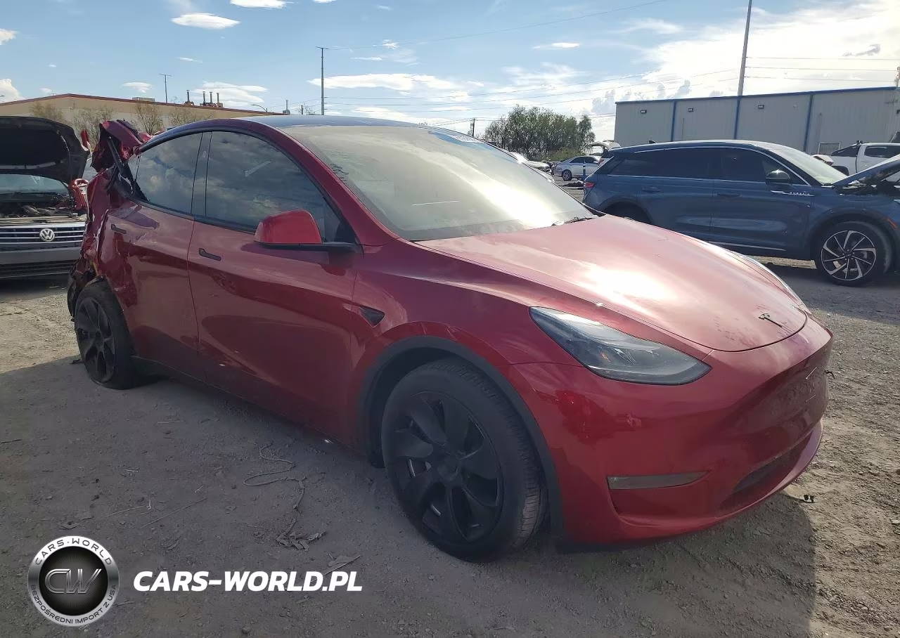 2024 Tesla Model Y VIN:7SAYGDEE3RA276147 - 4