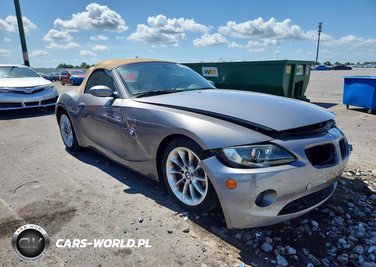 2005 BMW Z4 2.5 VIN:4USBT33515LS58679 - 4