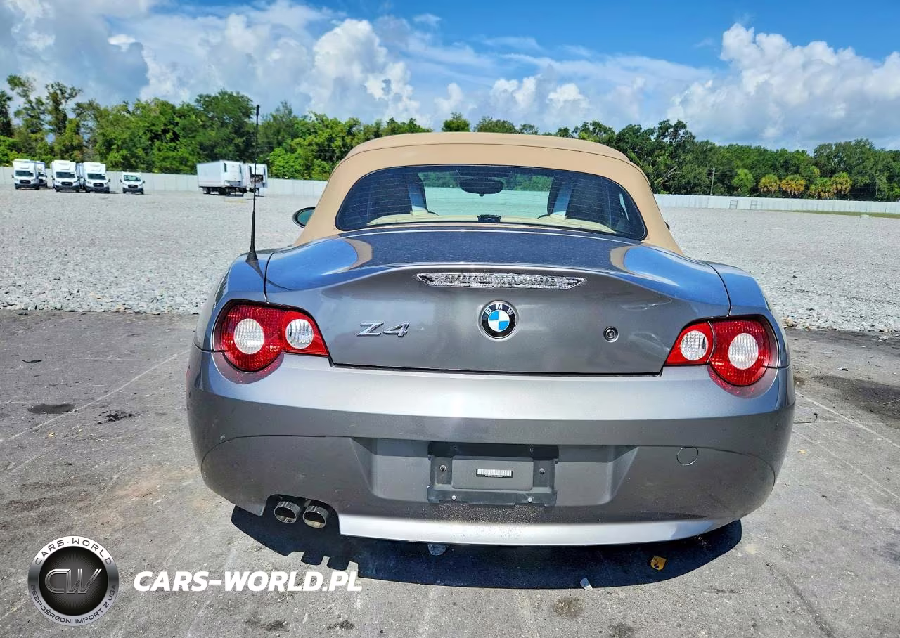 2005 BMW Z4 2.5 VIN:4USBT33515LS58679 - 6