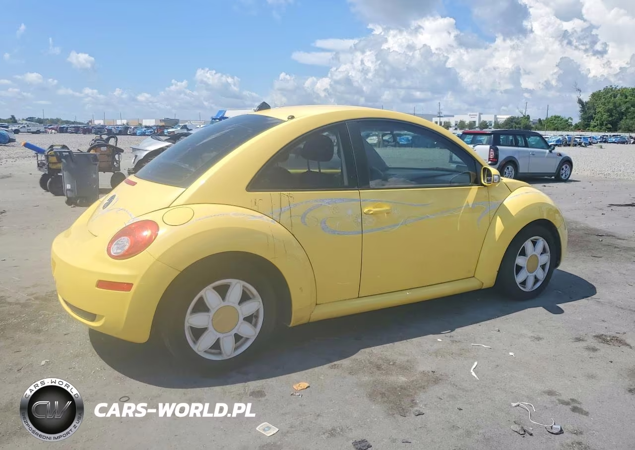 2008 Volkswagen New Beetle S VIN:3VWPW31C88M518029 - 3