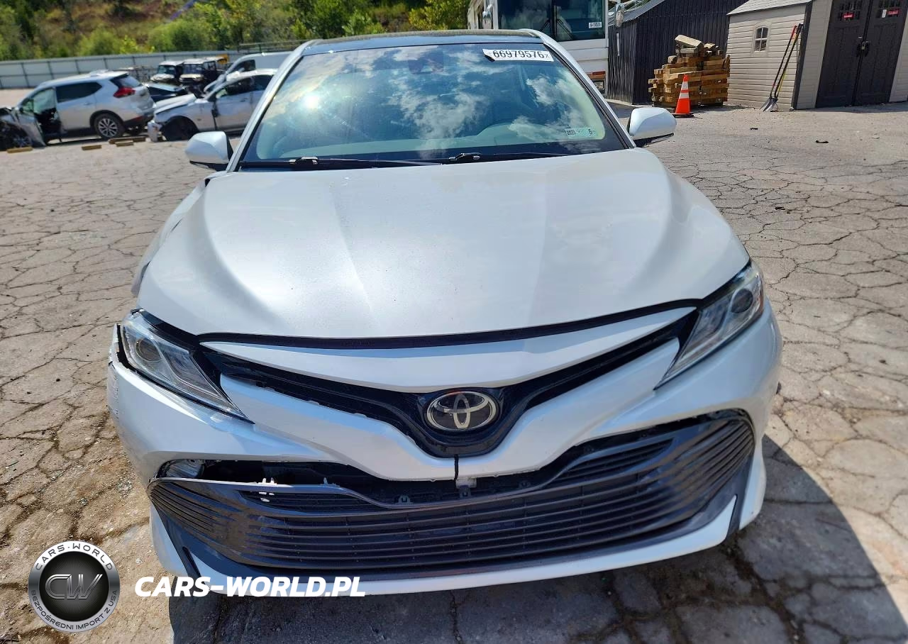 2019 Toyota Camry Xle VIN:4T1B11HK2KU813624 - 5