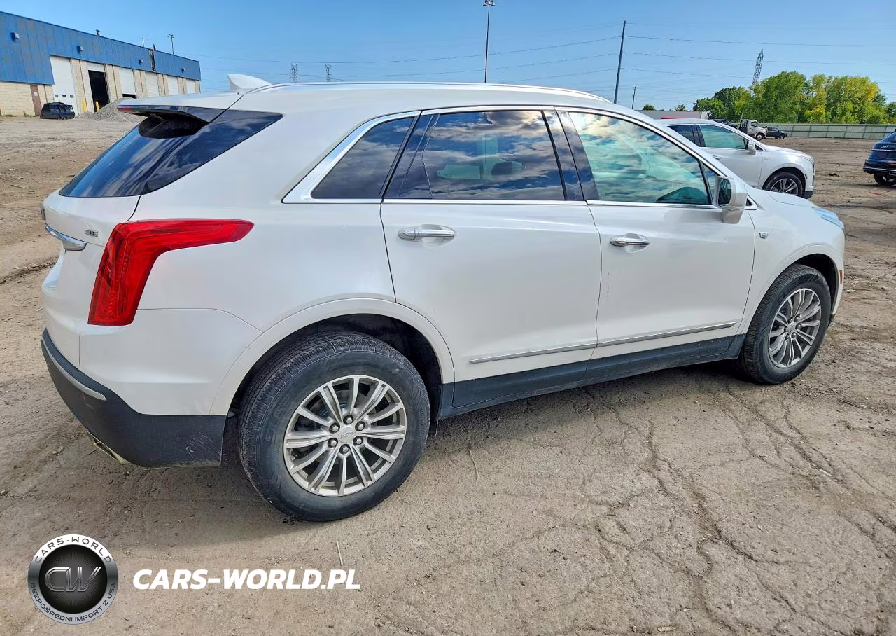 2017 Cadillac Xt5 Luxury VIN:1GYKNDRS4HZ113148 - 3