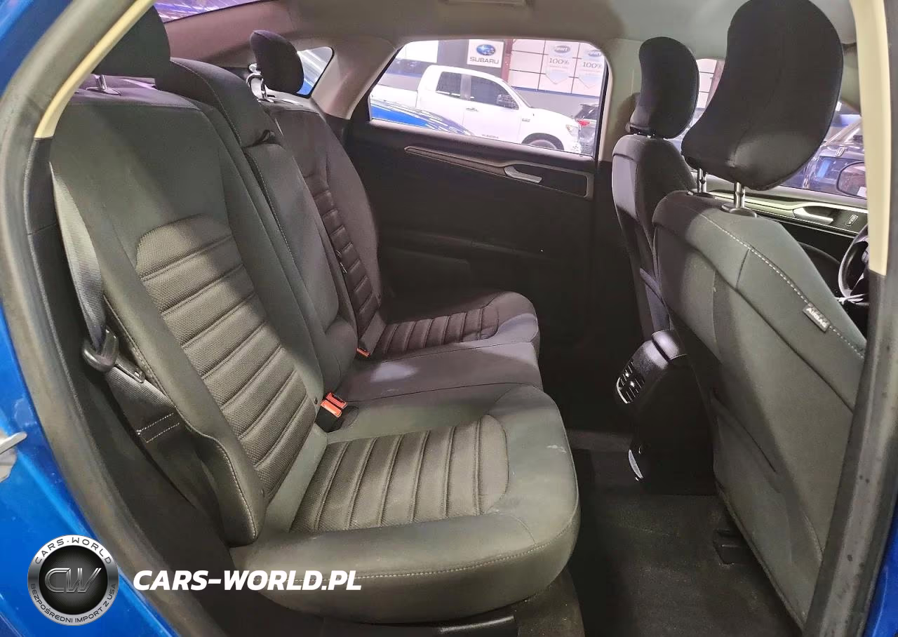 2019 Ford Fusion Se VIN:3FA6P0HD2KR186274 - 10