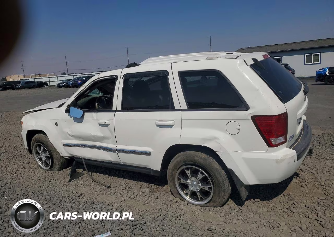 2010 Jeep Grand Cherokee Laredo VIN:1J4RR4GT8AC151053 - 2