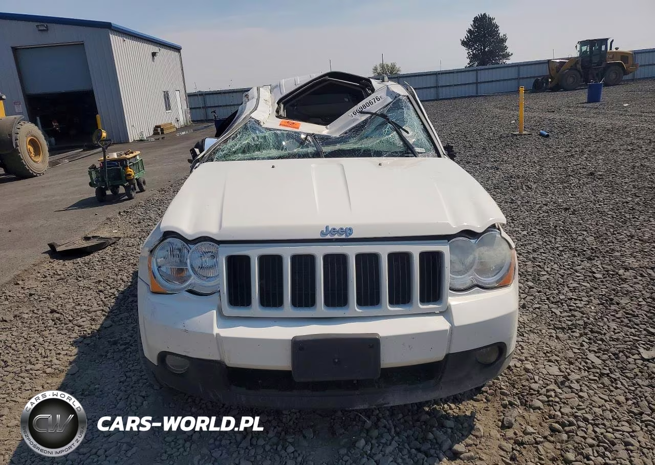 2010 Jeep Grand Cherokee Laredo VIN:1J4RR4GT8AC151053 - 5