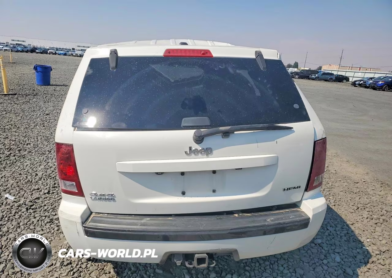 2010 Jeep Grand Cherokee Laredo VIN:1J4RR4GT8AC151053 - 6