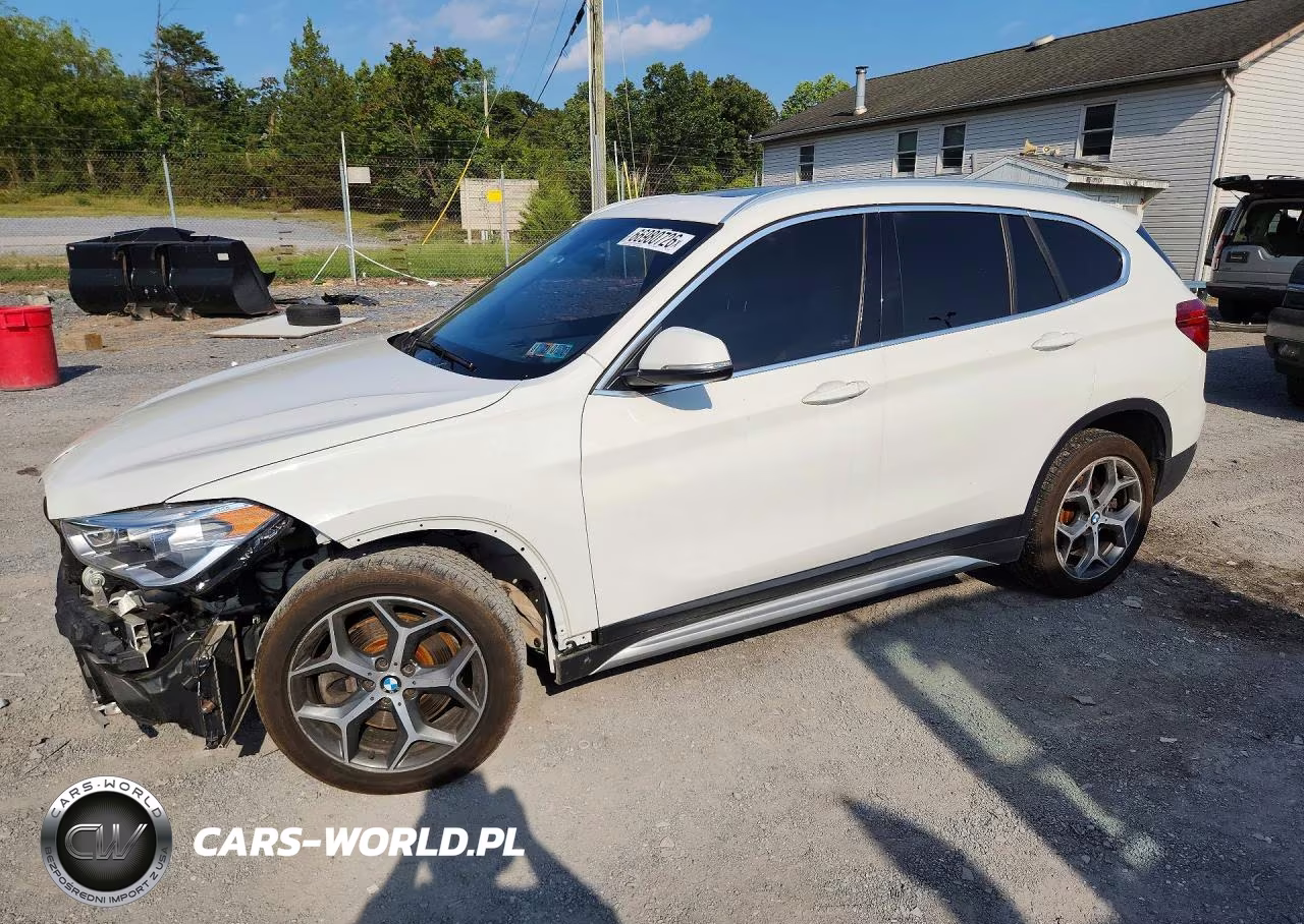 2018 BMW X1 xDrive28I VIN:WBXHT3C3XJ5K20528 - 1