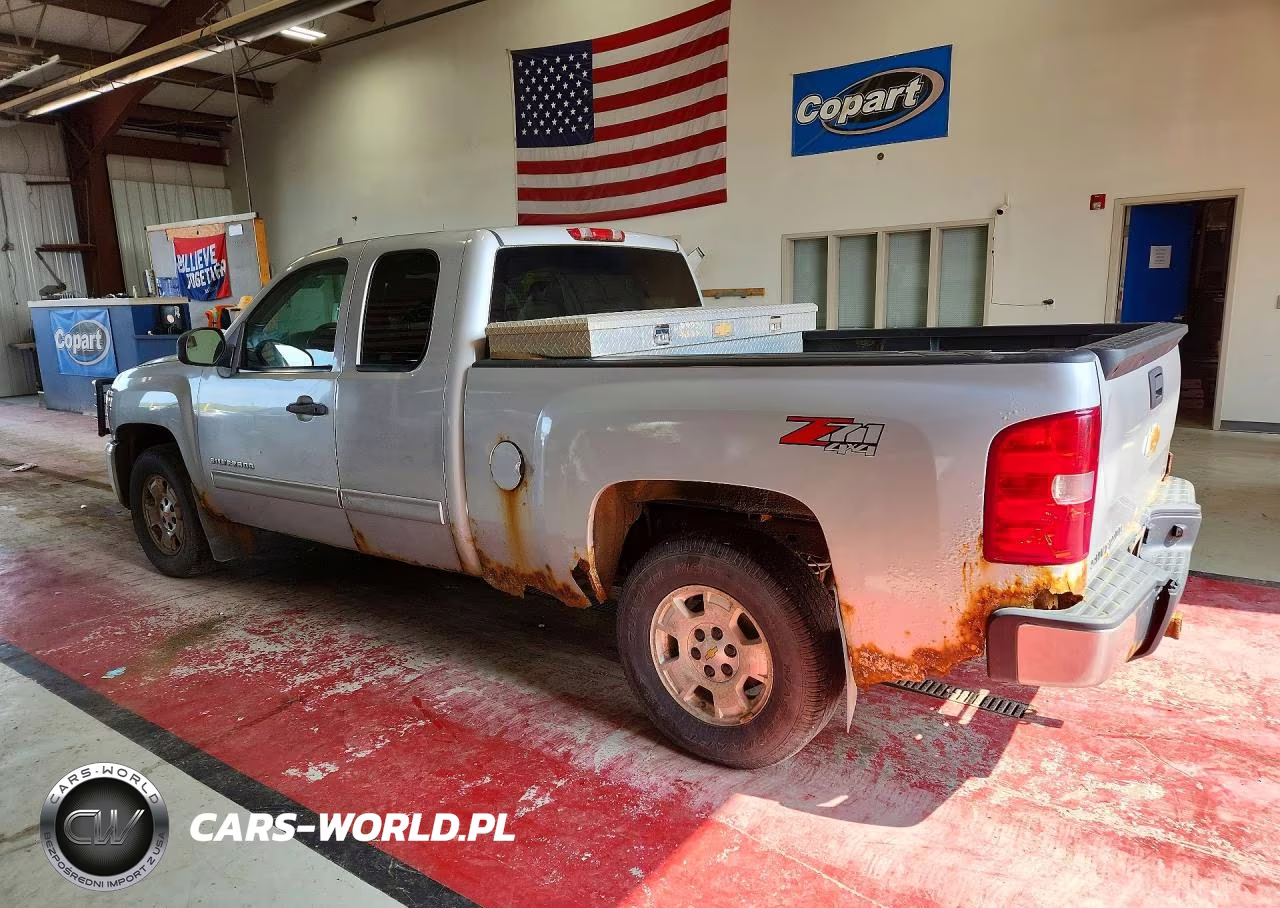 2013 Chevrolet Silverado K1500 Lt VIN:1GCRKSE72DZ105756 - 2