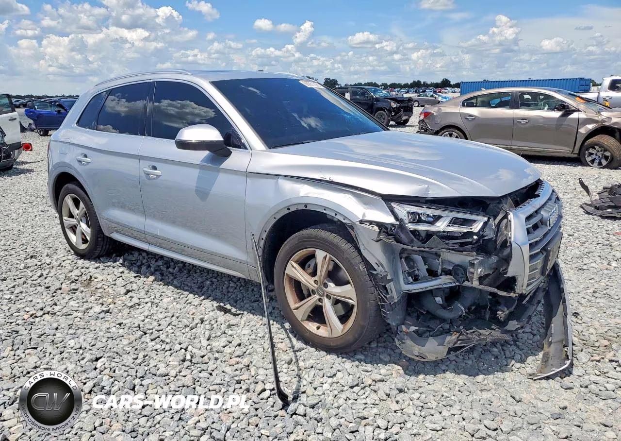 2020 Audi Q5 Premium Plus VIN:WA1BNAFY0L2061834 - 4