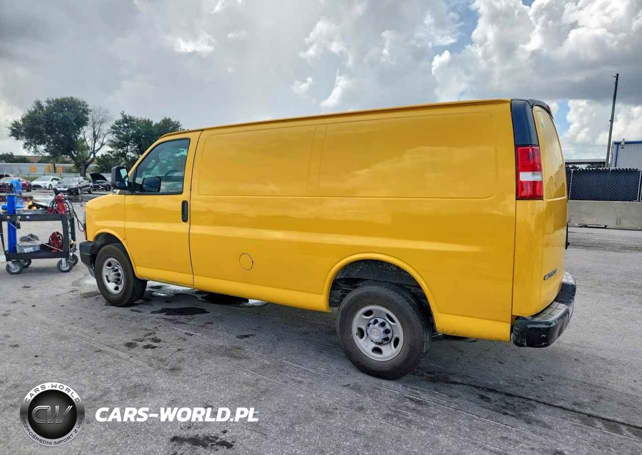2021 Chevrolet Express 2500 Cargo Delivery Van VIN:1GCWGAFP2M1167427 - 2