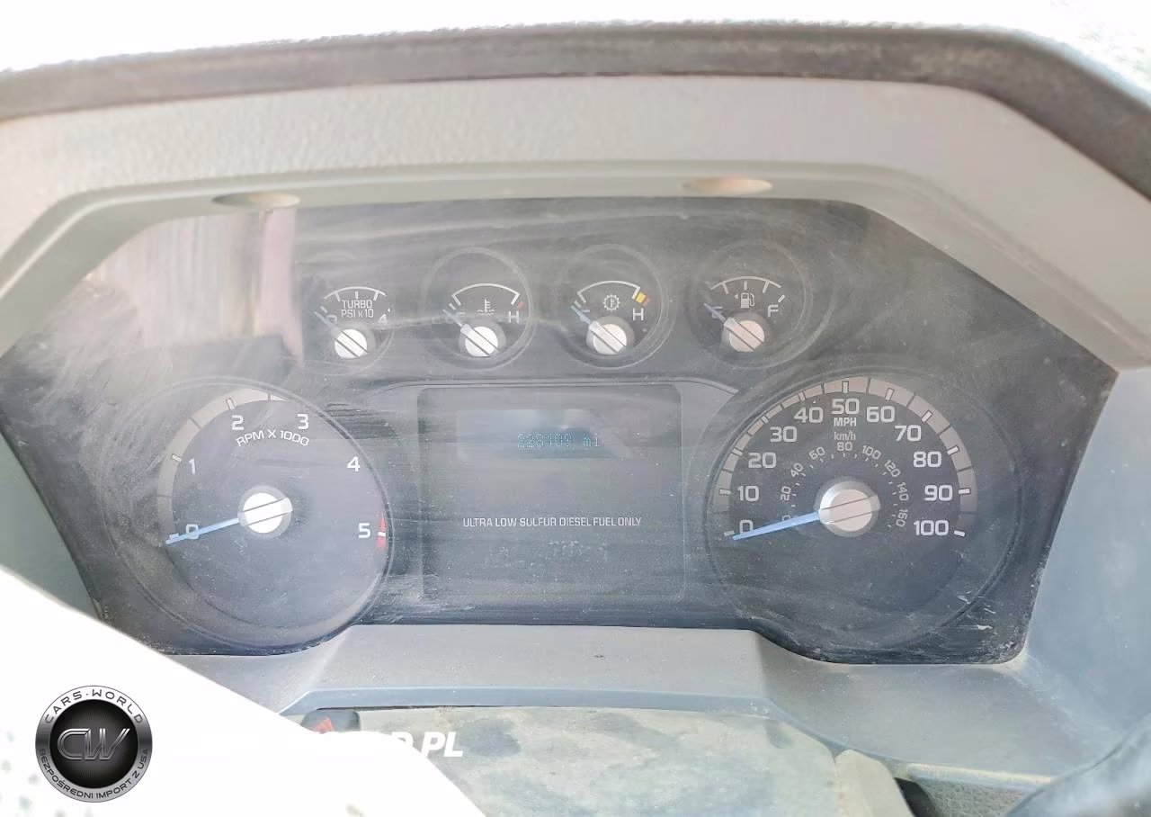2013 Ford F350 Super Duty VIN:1FD8X3HT7DEA69867 - 9
