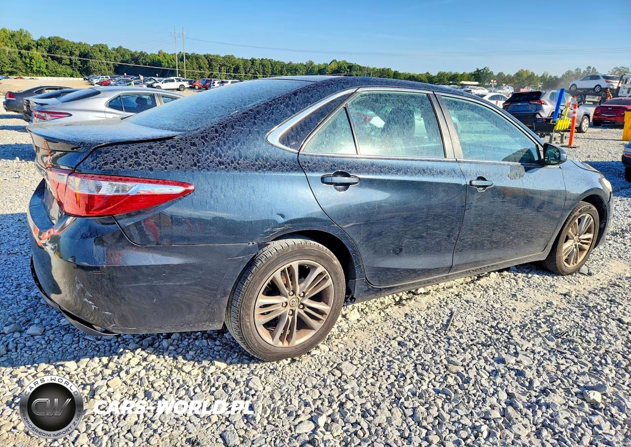 2016 Toyota Camry Se VIN:4T1BF1FK0GU138416 - 3