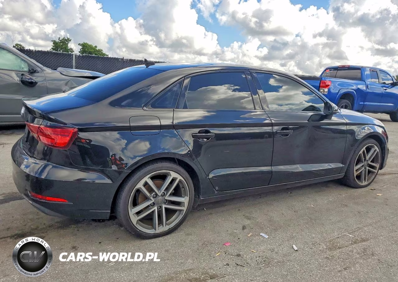2020 Audi A3 Premium VIN:WAUAUGFF5LA005316 - 3