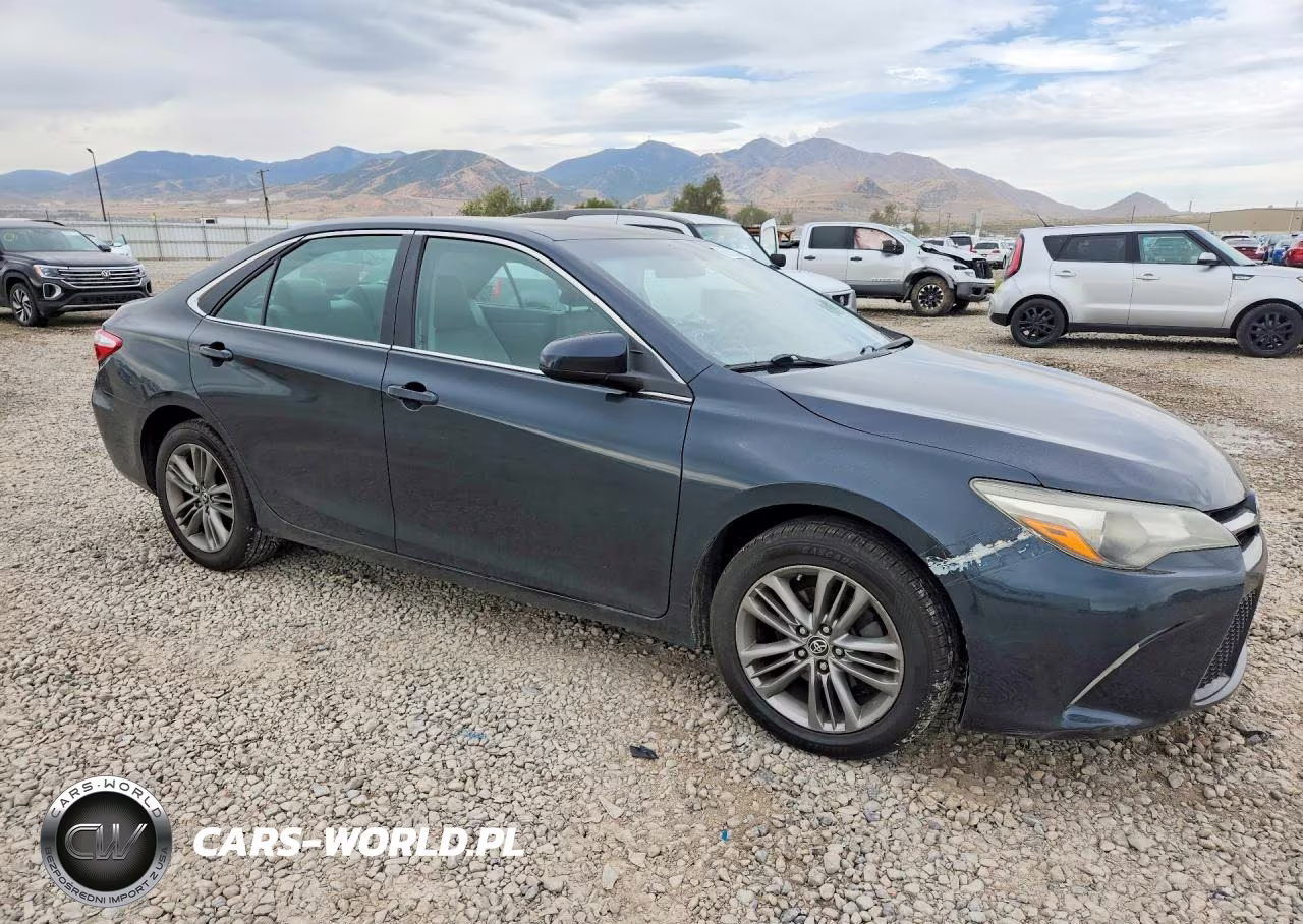 2016 Toyota Camry Se VIN:4T1BF1FK9GU182043 - 4
