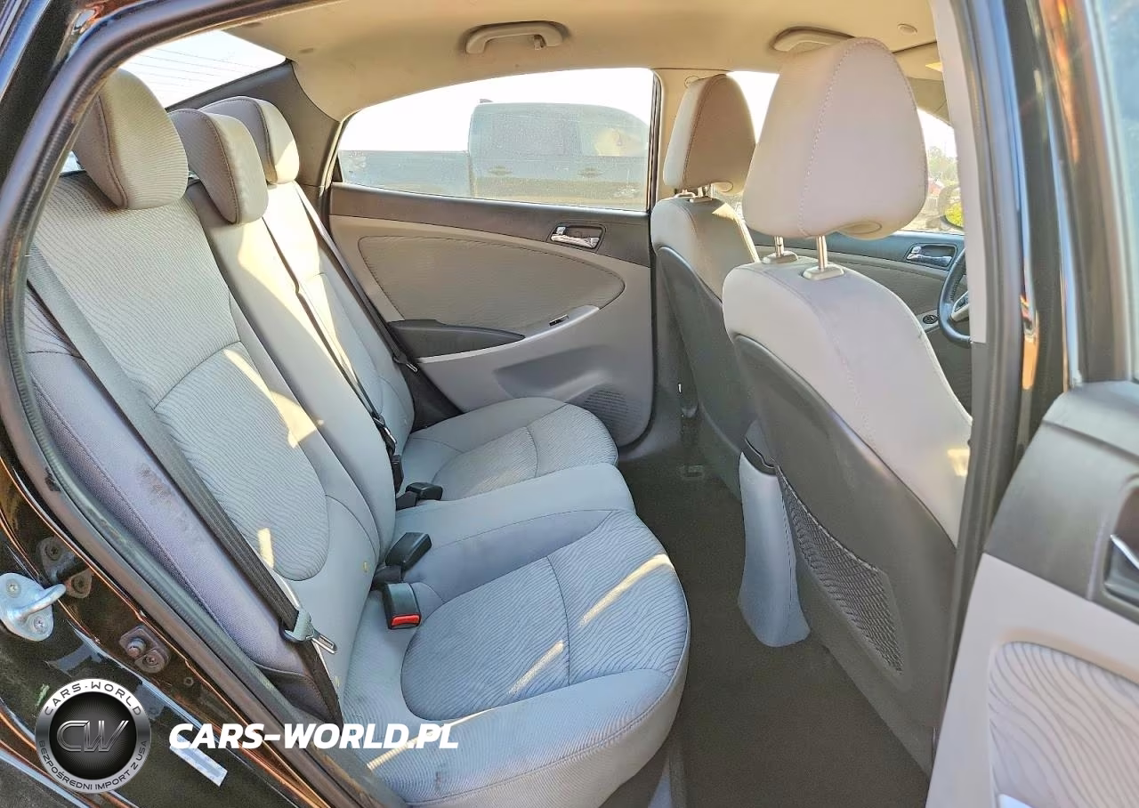 2014 Hyundai Accent Gls VIN:KMHCU4AE8EU767027 - 10
