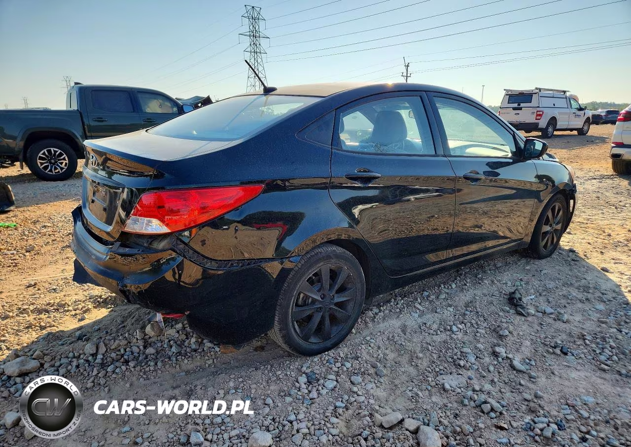 2014 Hyundai Accent Gls VIN:KMHCU4AE8EU767027 - 3