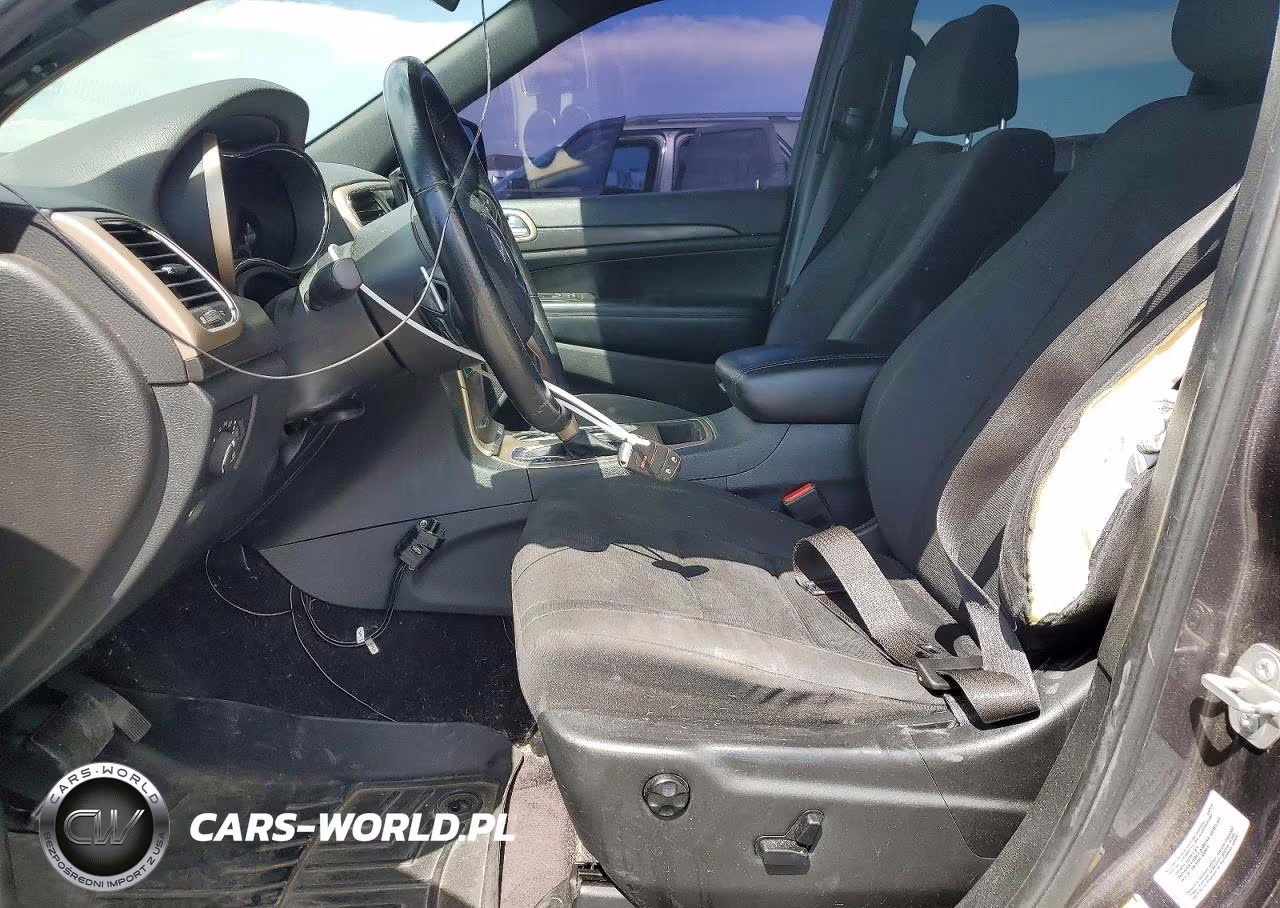 2016 Jeep Grand Cherokee Laredo VIN:1C4RJFAGXGC490071 - 7