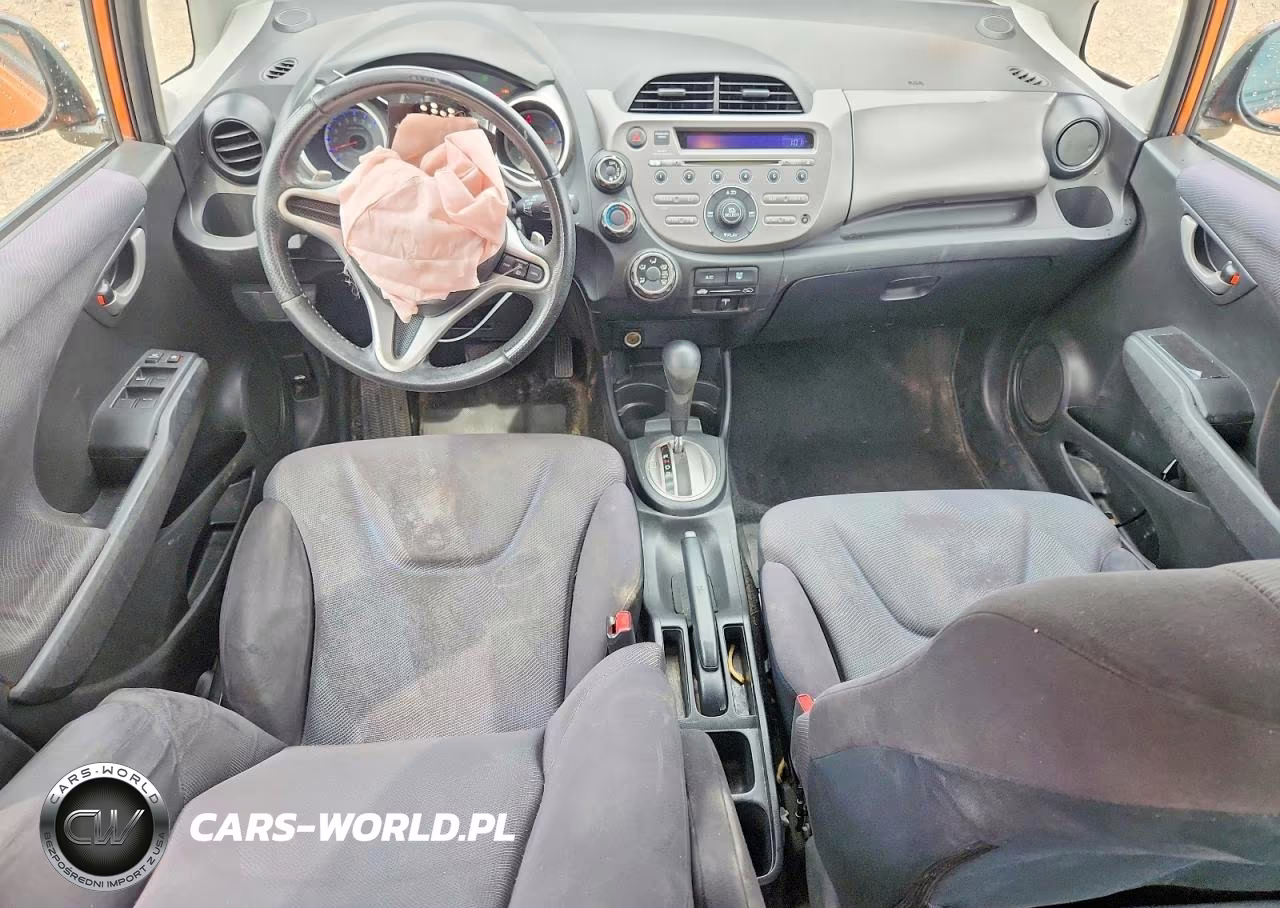 2010 Honda Fit Sport VIN:JHMGE8H44AS020102 - 8