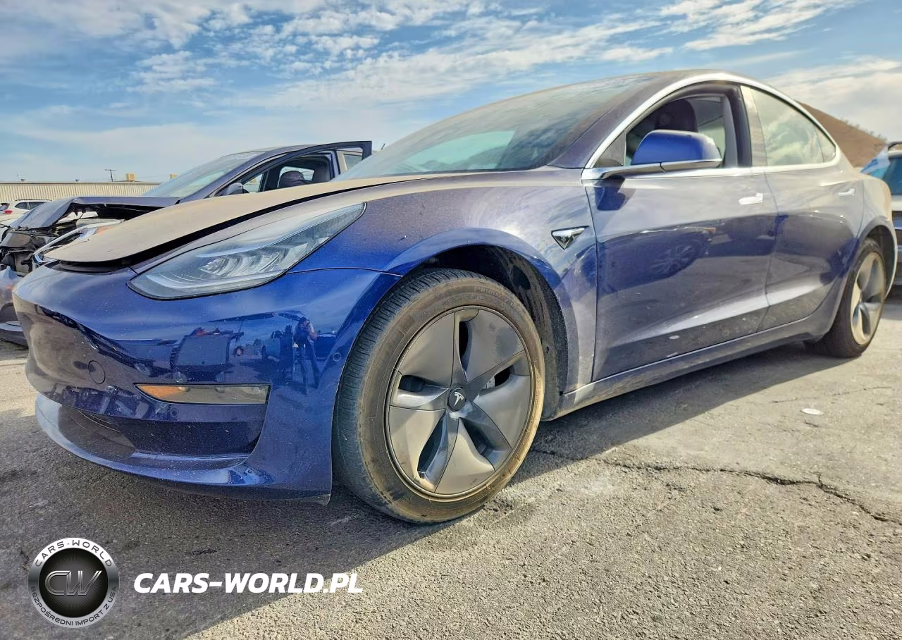 2019 Tesla Model 3 – zdjęcie 1 z 12
