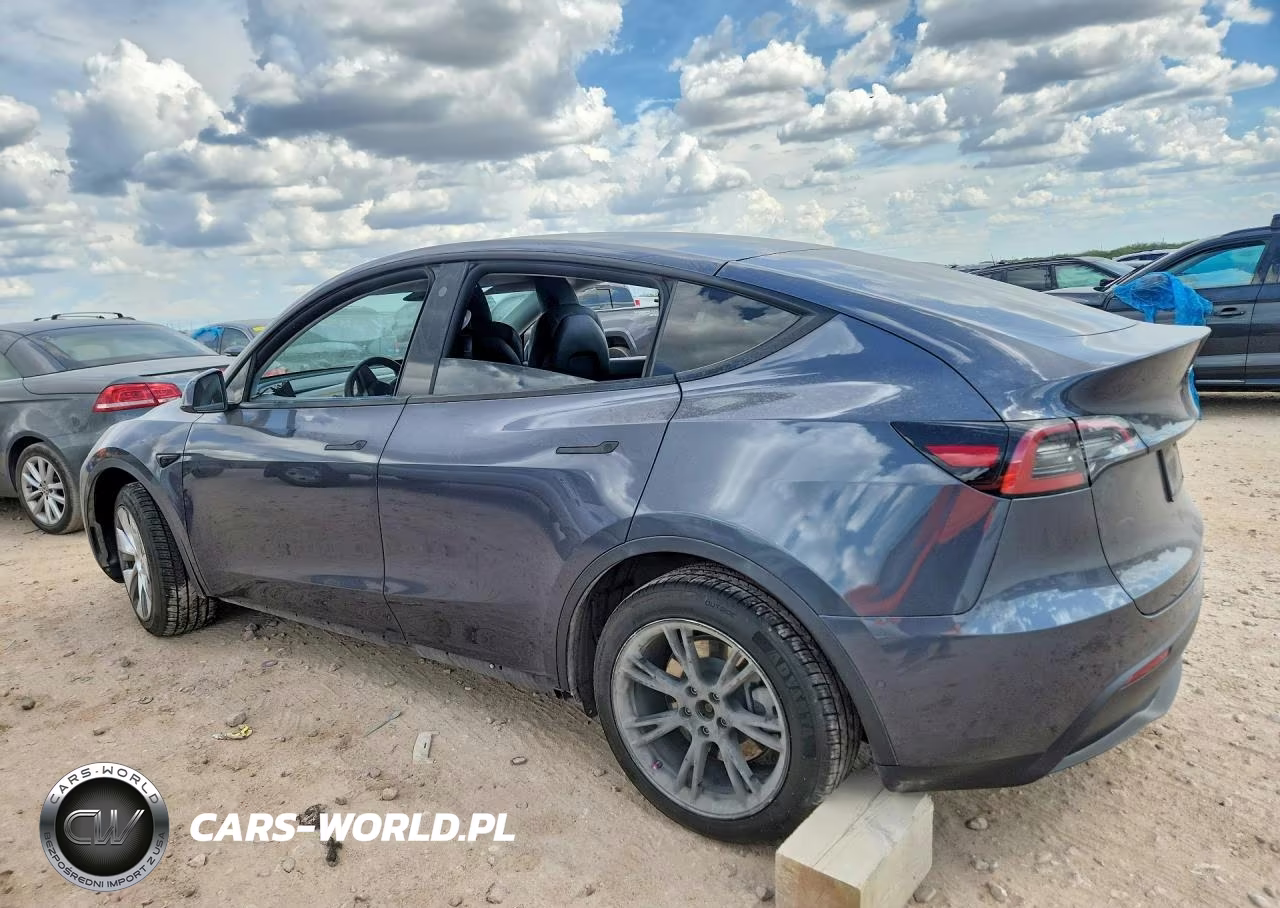 2022 Tesla Model Y VIN:7SAYGAEE4NF398740 - 2