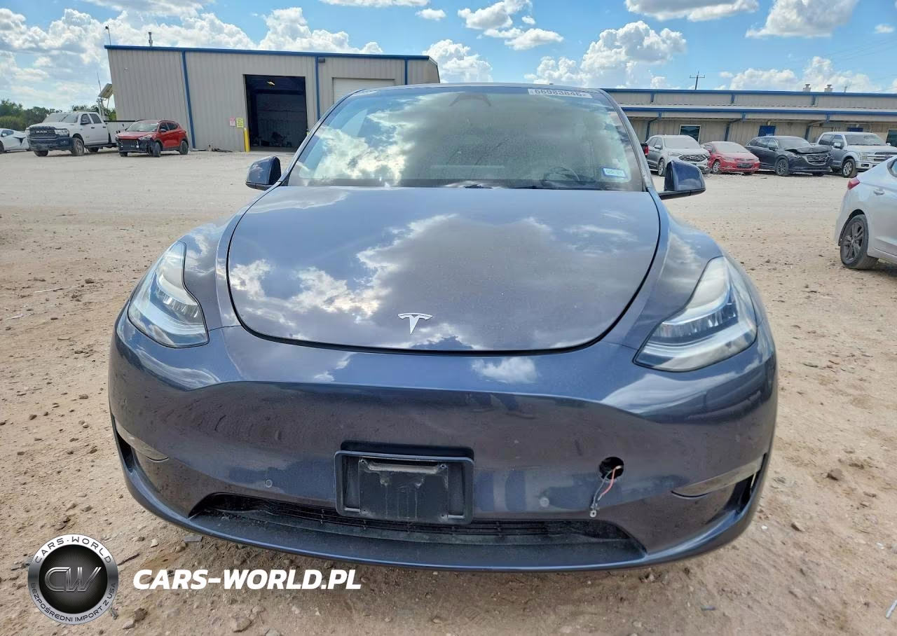 2022 Tesla Model Y VIN:7SAYGAEE4NF398740 - 5