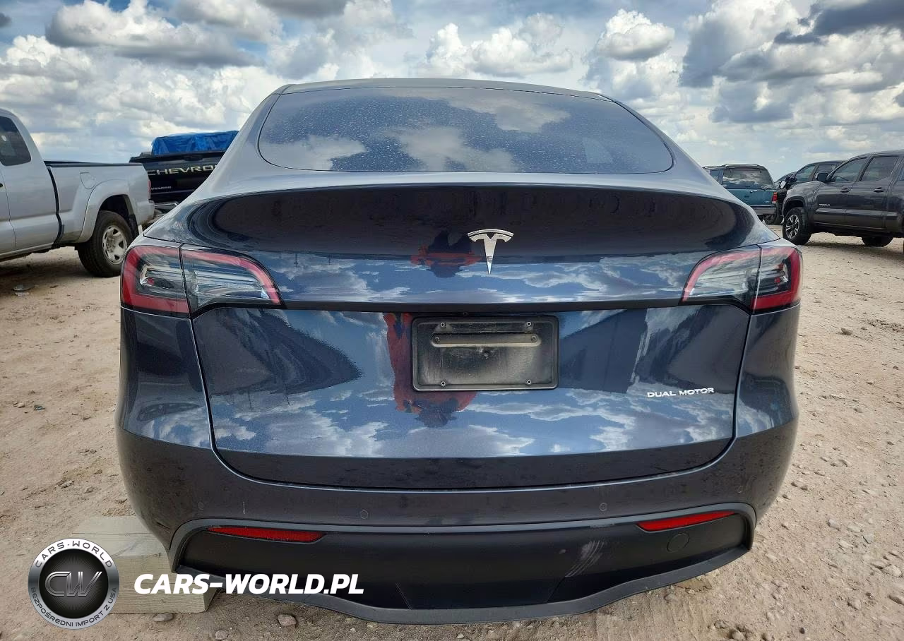2022 Tesla Model Y VIN:7SAYGAEE4NF398740 - 6
