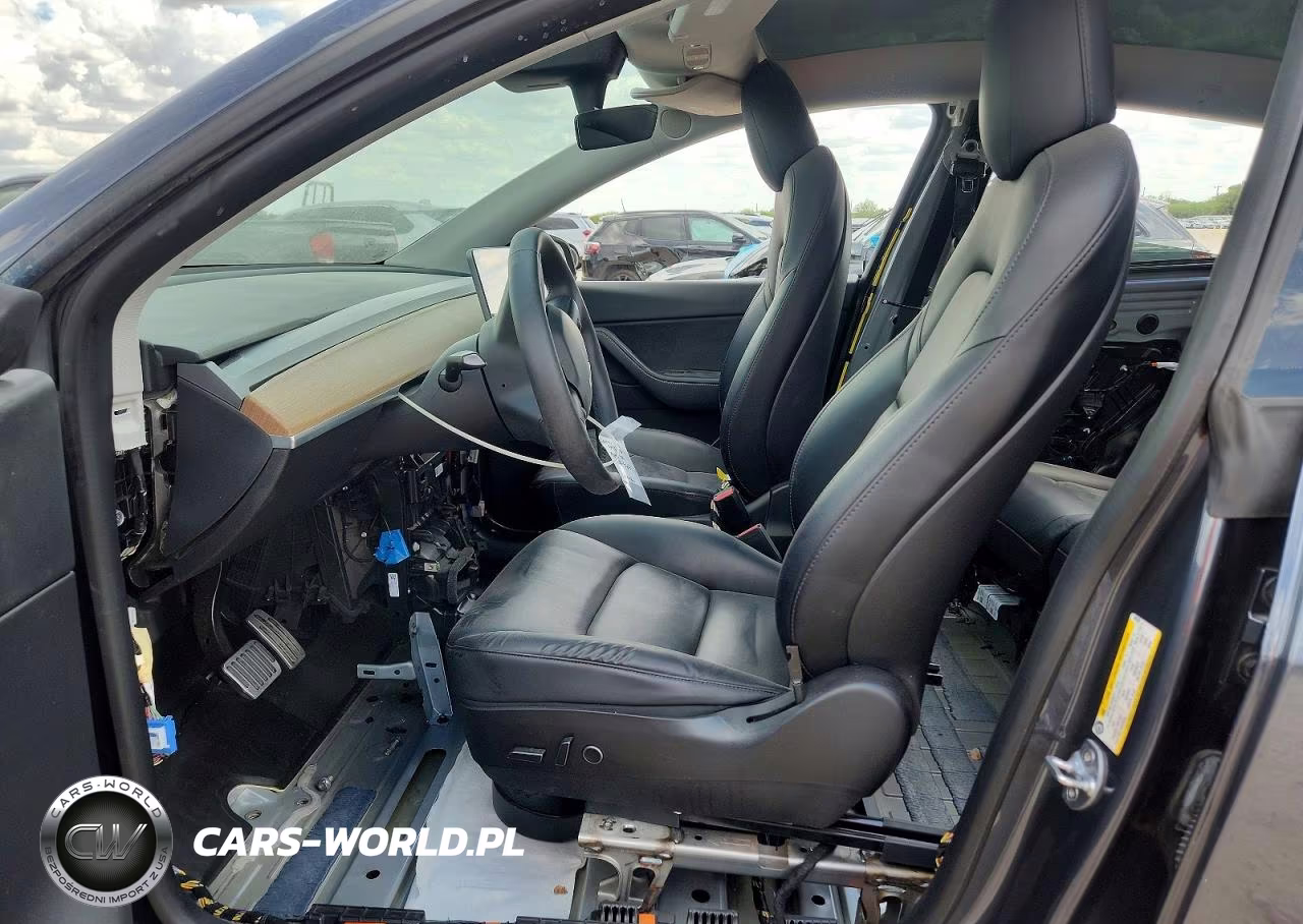 2022 Tesla Model Y VIN:7SAYGAEE4NF398740 - 7