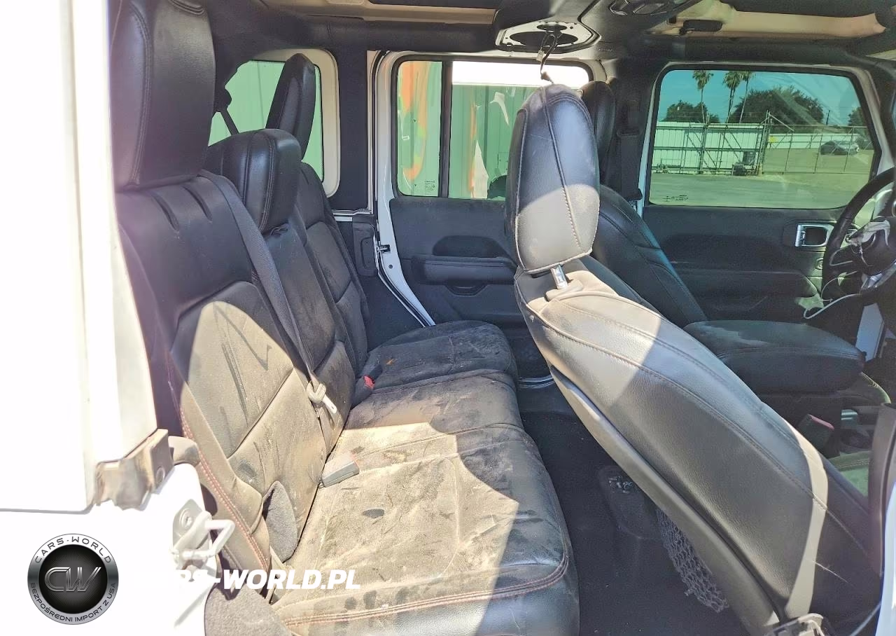 2018 Jeep Wrangler Unlimited Rubicon VIN:1C4HJXFN5JW198679 - 11