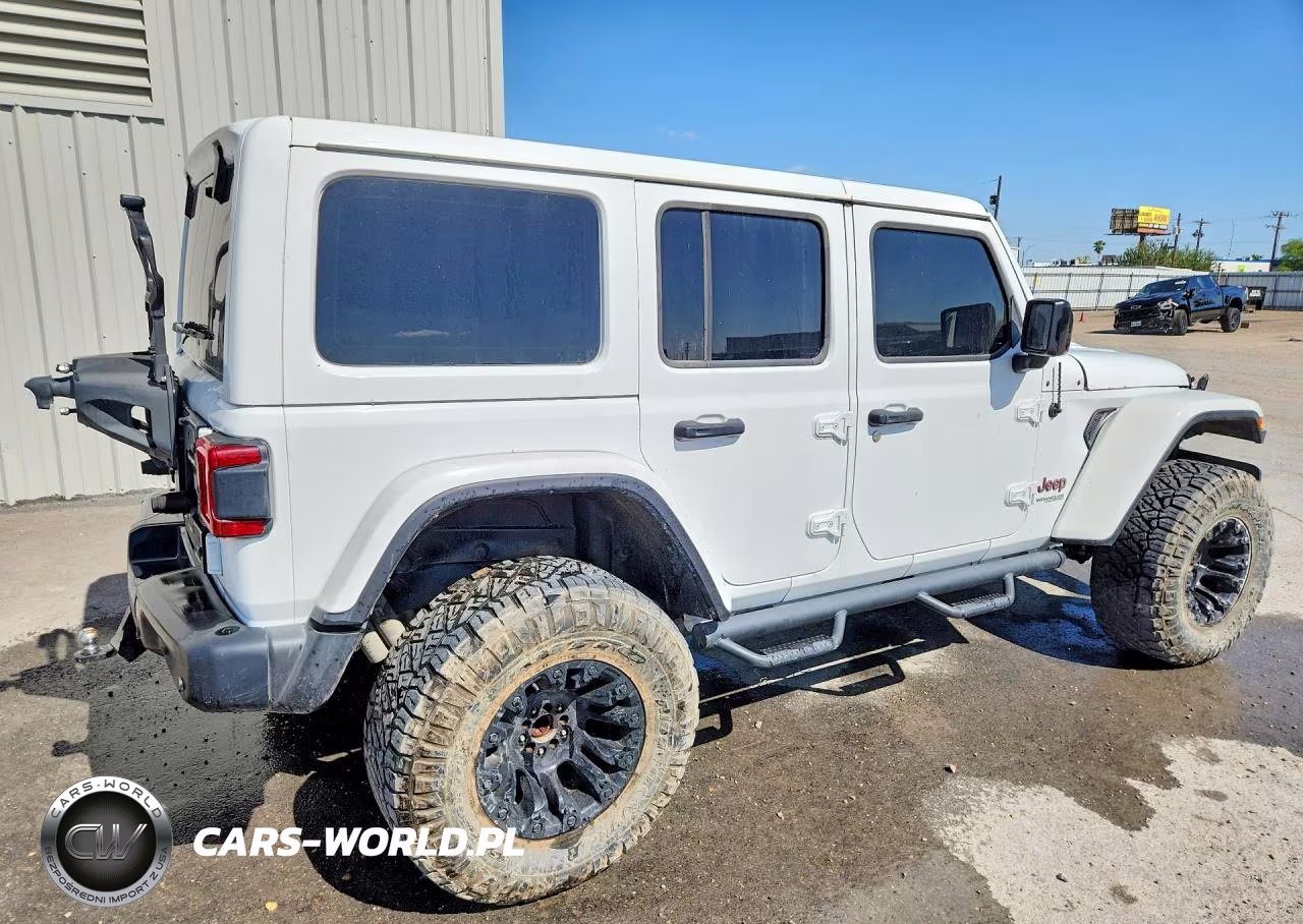 2018 Jeep Wrangler Unlimited Rubicon VIN:1C4HJXFN5JW198679 - 3