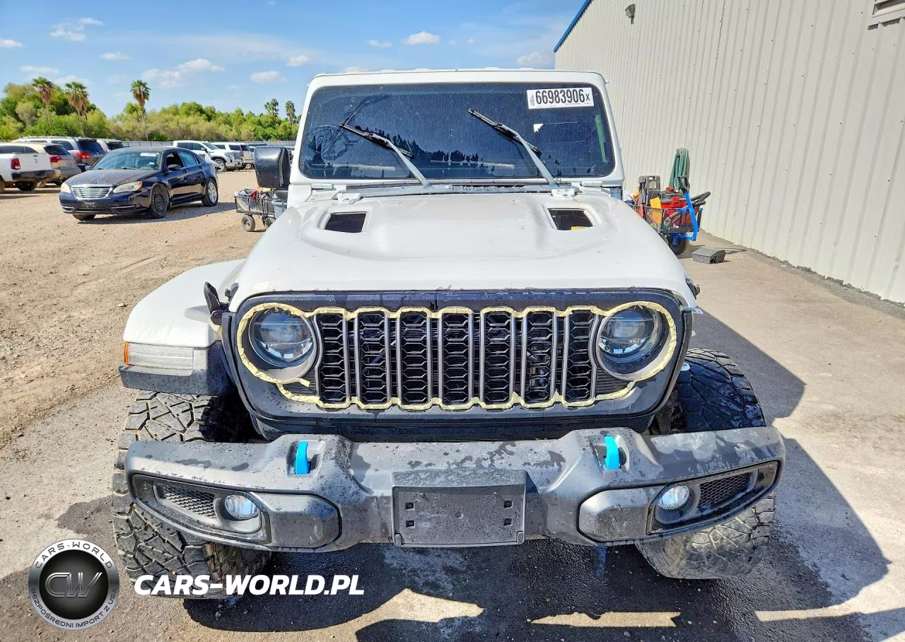 2018 Jeep Wrangler Unlimited Rubicon VIN:1C4HJXFN5JW198679 - 5