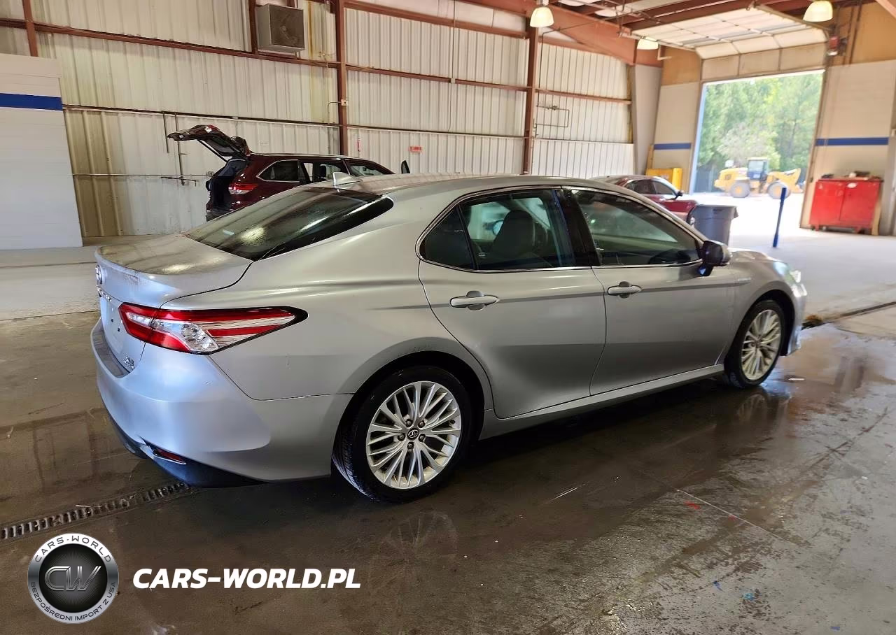 2019 Toyota Camry Hybrid Xle VIN:4T1B21HK9KU519456 - 3