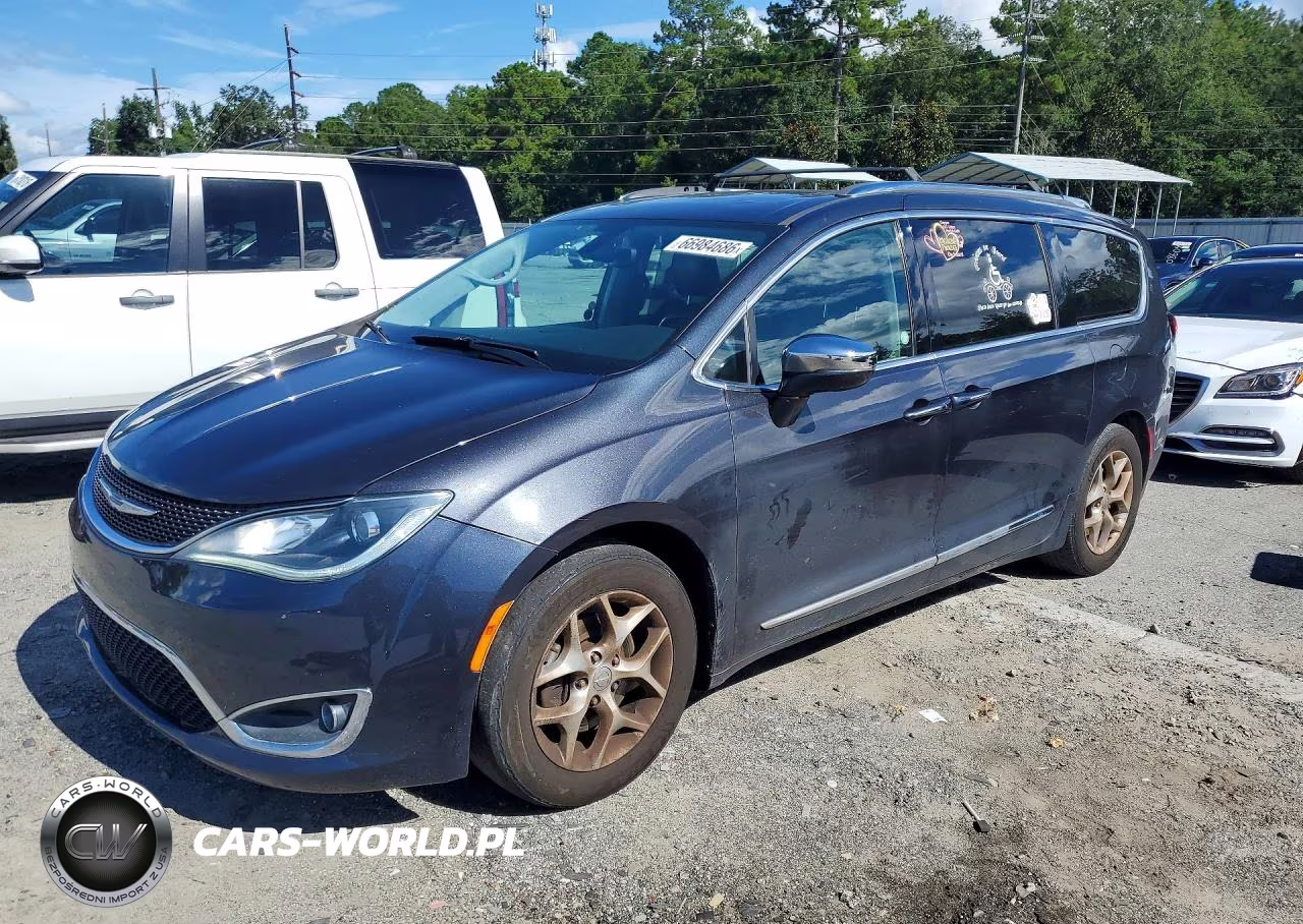 2019 Chrysler Pacifica Limited VIN:2C4RC1GG2KR705589 - 1