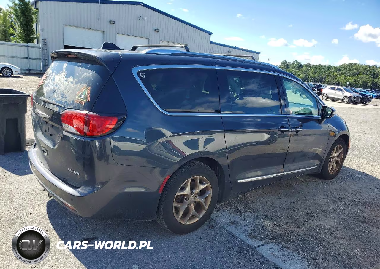 2019 Chrysler Pacifica Limited VIN:2C4RC1GG2KR705589 - 3