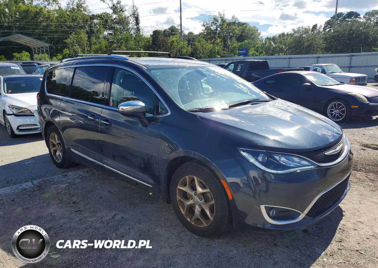 2019 Chrysler Pacifica Limited VIN:2C4RC1GG2KR705589 - 4
