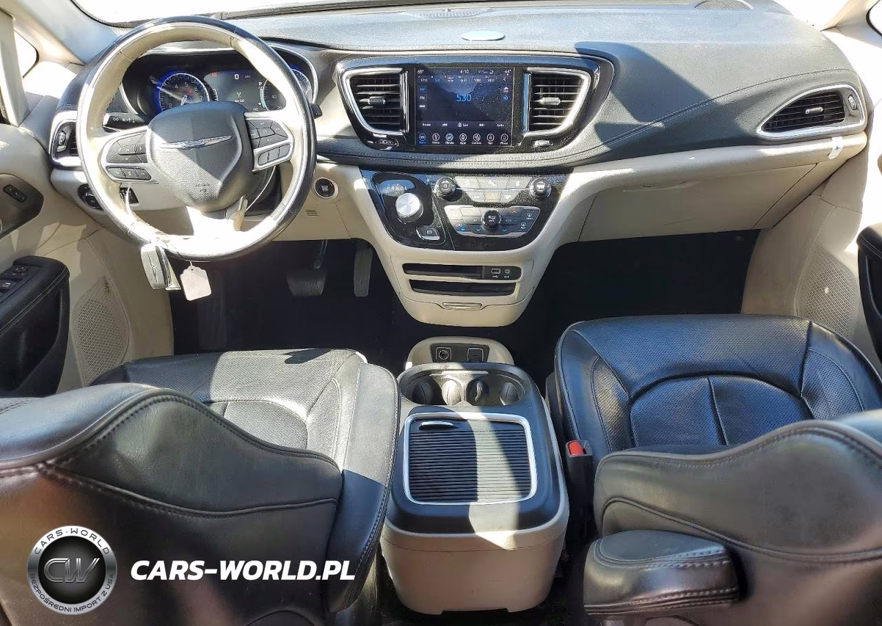 2019 Chrysler Pacifica Limited VIN:2C4RC1GG2KR705589 - 8