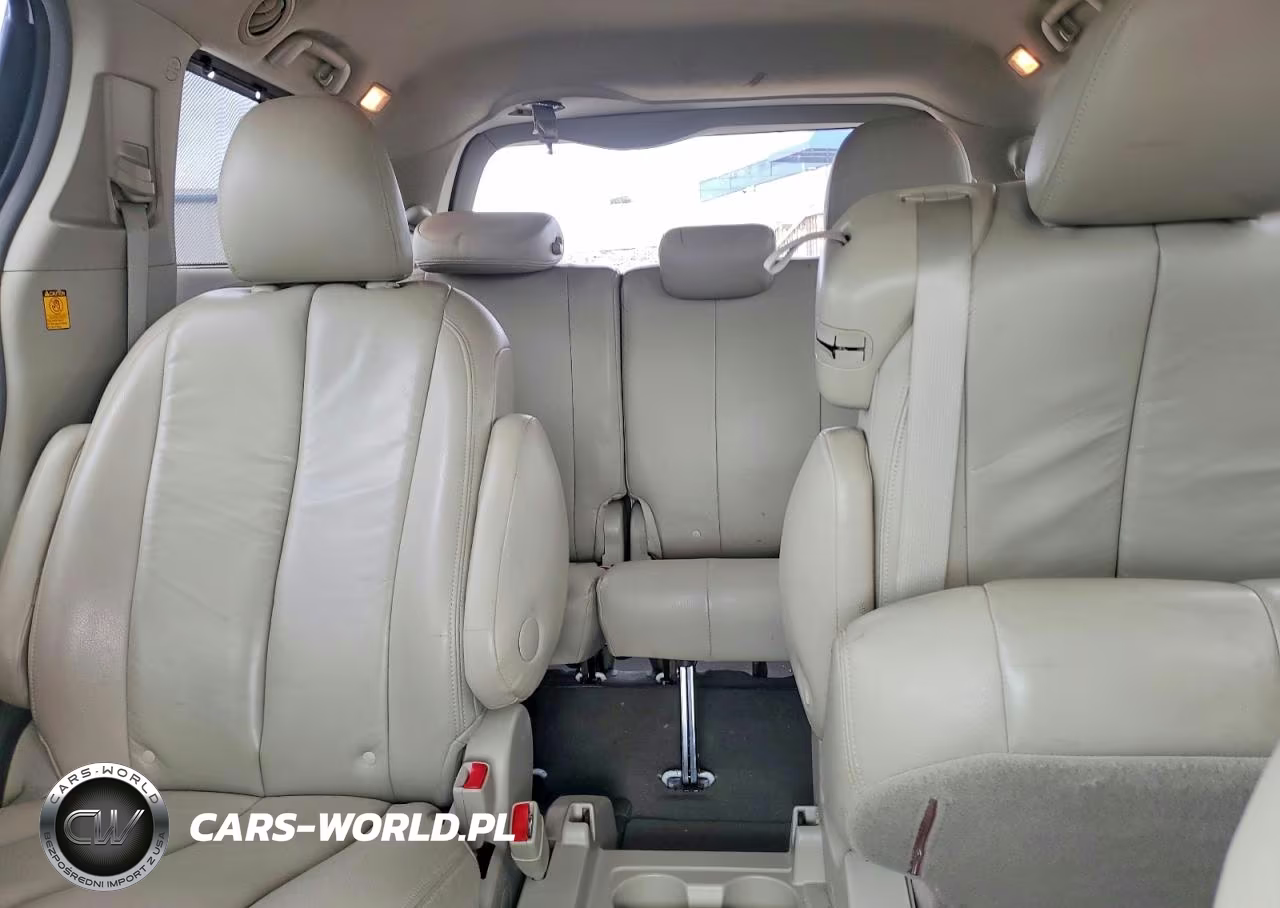 2011 Toyota Sienna Le VIN:5TDKK3DC7BS089624 - 10