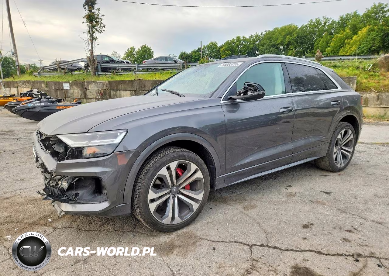 2019 Audi Q8 Premium Plus